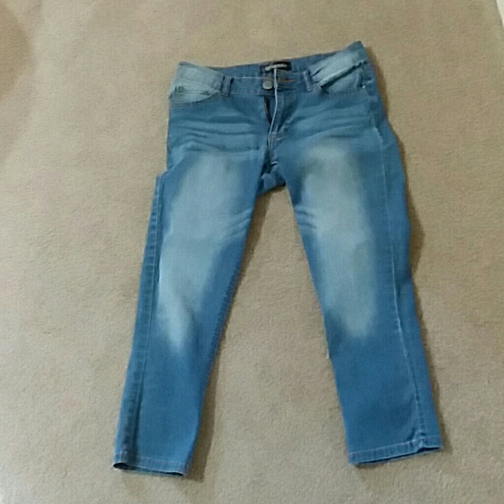 Generra capri jeans. Size 3